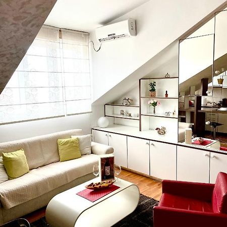 Triangle City Apartment 1 เบลเกรด ภายนอก รูปภาพ