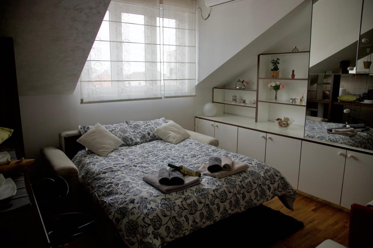 Triangle City Apartment 1 เบลเกรด ภายนอก รูปภาพ