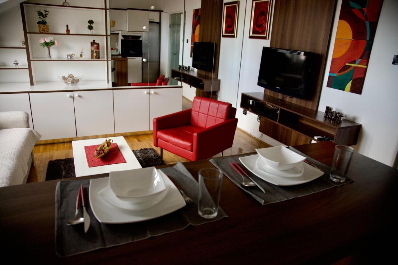 Triangle City Apartment 1 เบลเกรด ภายนอก รูปภาพ